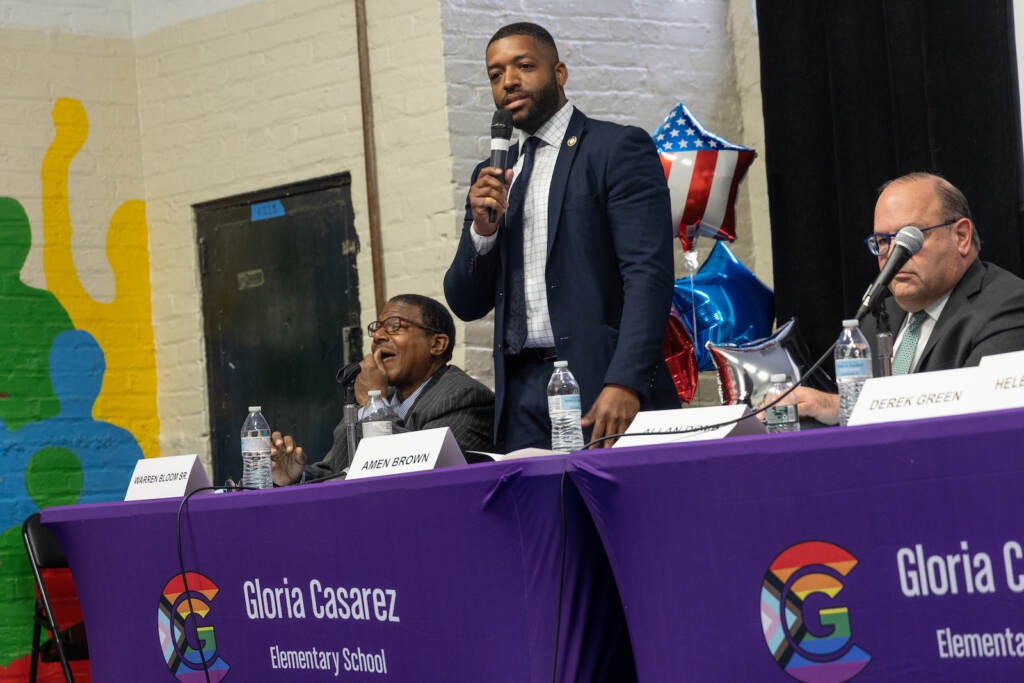 Philadelphia mayoral candidate Amen Brown answers Gloria Casarez students’ questions