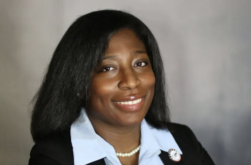 Headshot of Janay Hawthorne