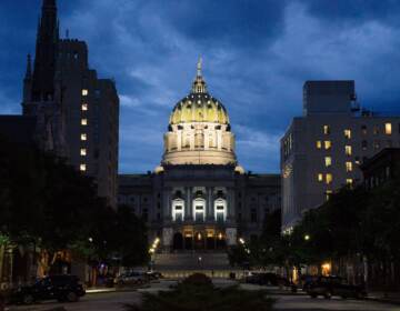 Pa. capitol building at night