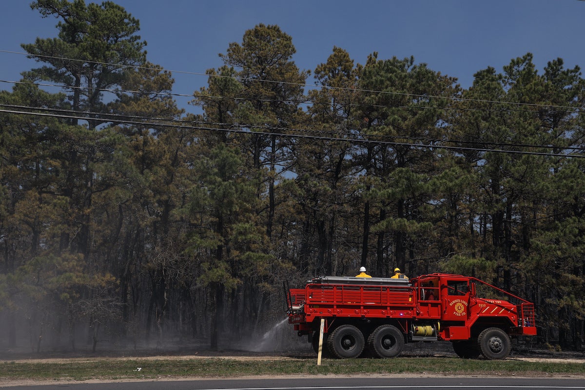 Big flames, raining embers in New Jersey Pine Barrens fire WHYY