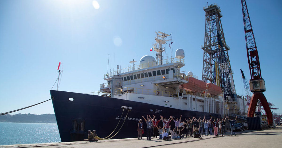 Drilling Water-Scraper Harnesses A New Kind of Energy From The Ocean