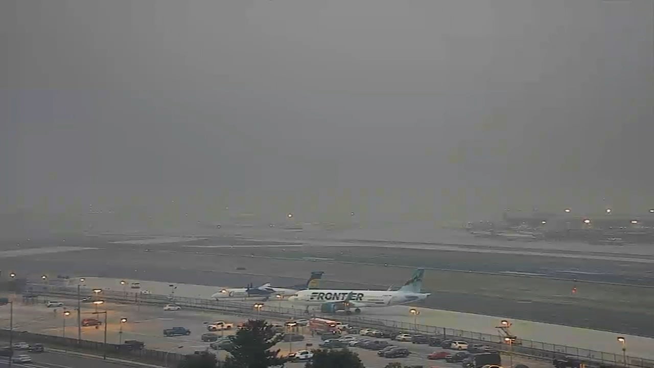 Delays, cancellations fluctuate at PHL due to inclement weather WHYY