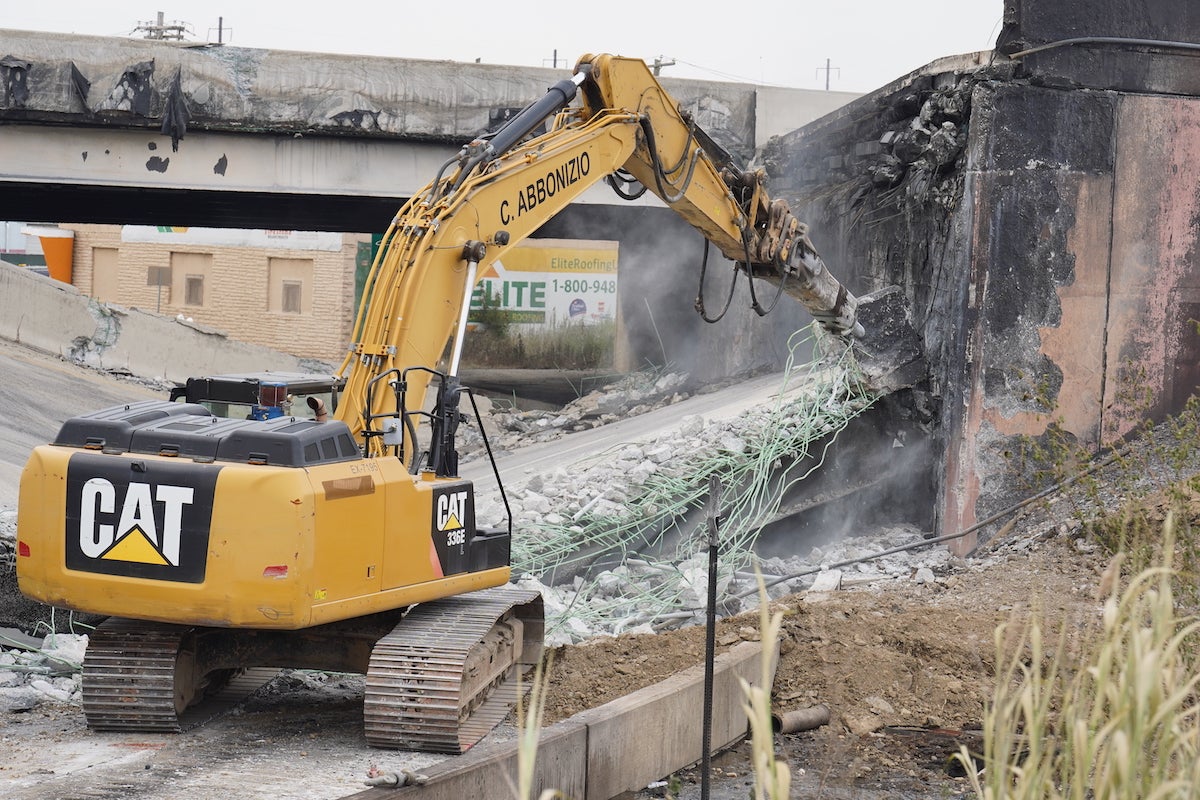 Photos Show Extent Of Damage At Site Of I 95 Collapse In Northeast 