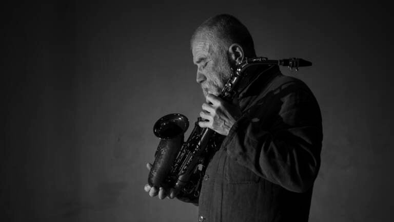 Peter Brötzmann with his saxophpone