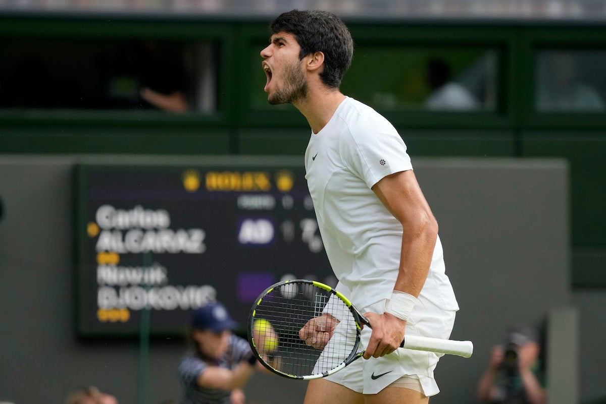 Carlos Alcaraz stops Novak Djokovic's tie-break winning run in