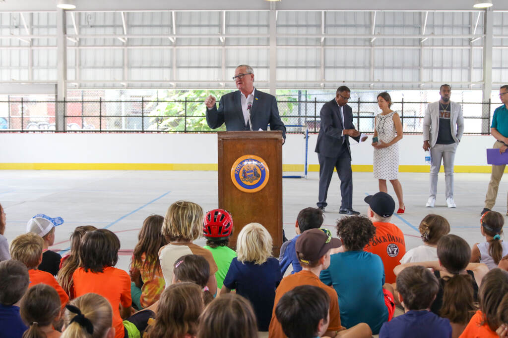 Mayor Jim Kenney speaks at the opening of the Fishtown Recreation Center community hockey rink