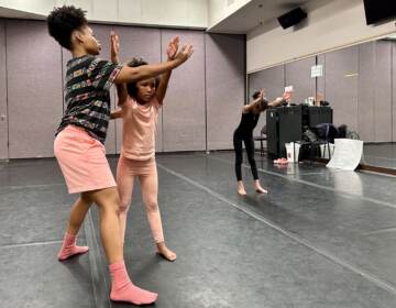 Tiana Sanders teaches dance to young students.