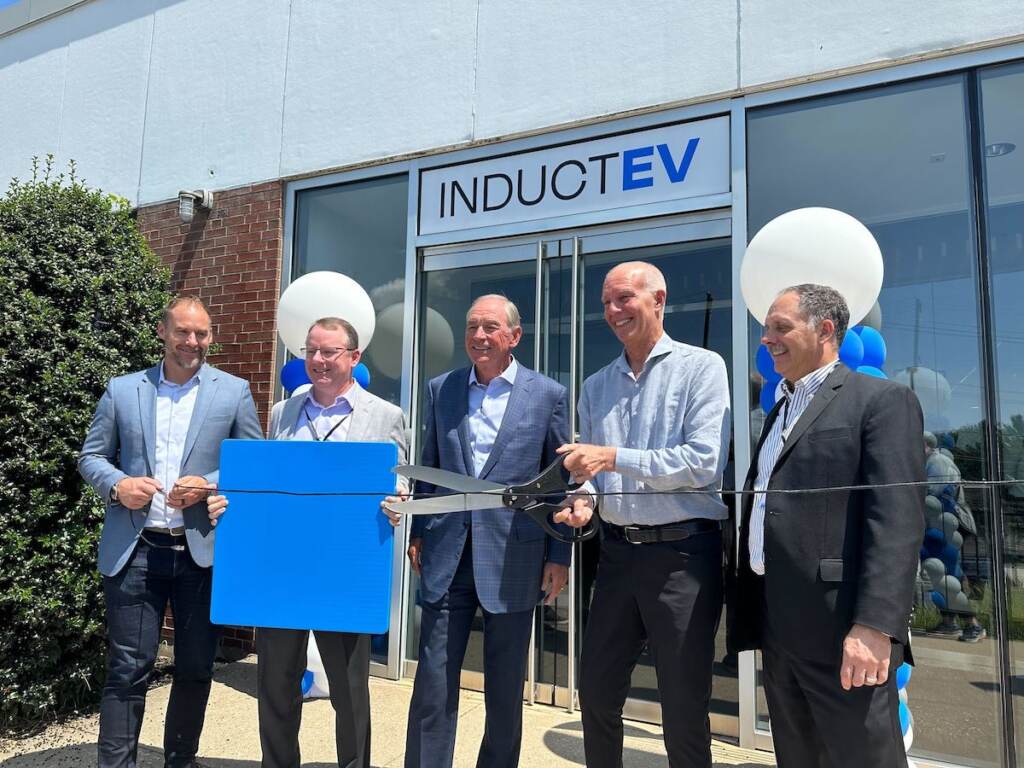 Left to Right: Brendan Anulewicz, chief revenue officer, transport; Brian Callahan, chief financial officer; M. David Dealy, chief commercial officer; Barry Libert, chairman and CEO; Chuck Russell, Chief Operating Officer all cut the cord for a new research center in King of Prussia.