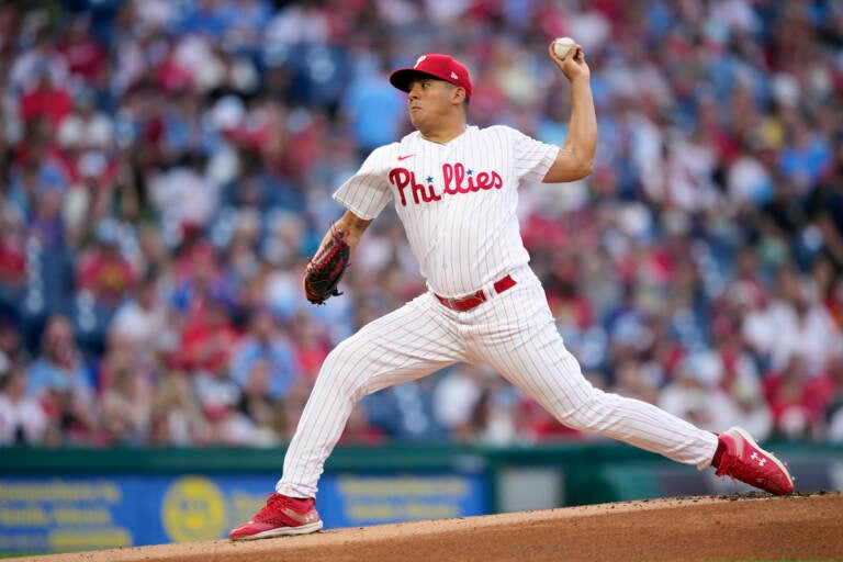 Phillies' Suárez on injured list with strained hamstring - WHYY