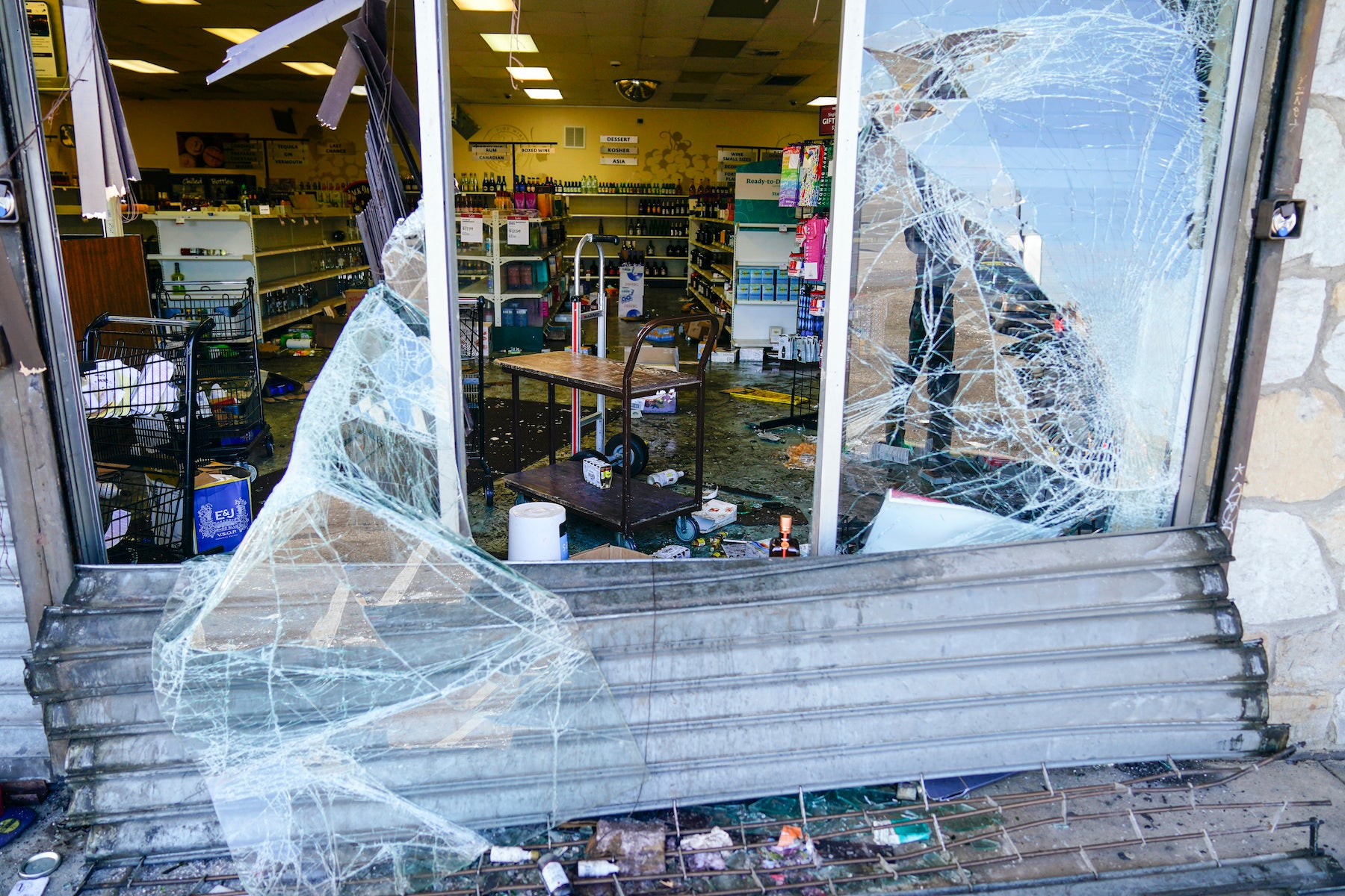 Businesses hit by looting across Bay Area - San Francisco Business