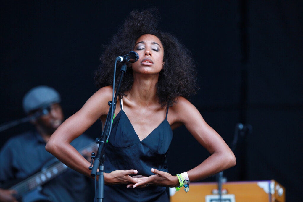 Corinne Bailey Rae performing