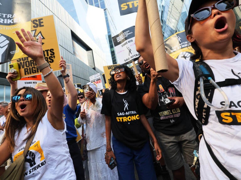 workers marching