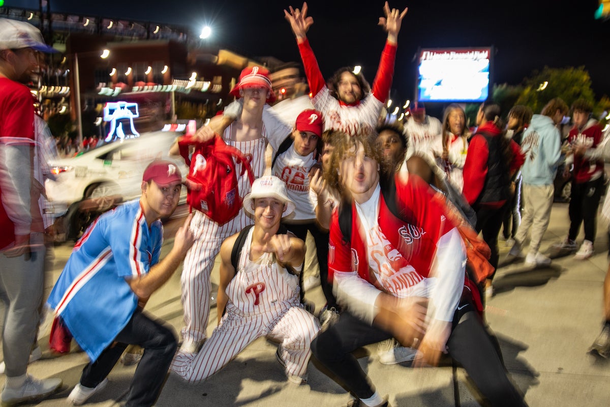 Philadelphia Phillies Fans Celebrating Phillies World Stock Photo 106140077