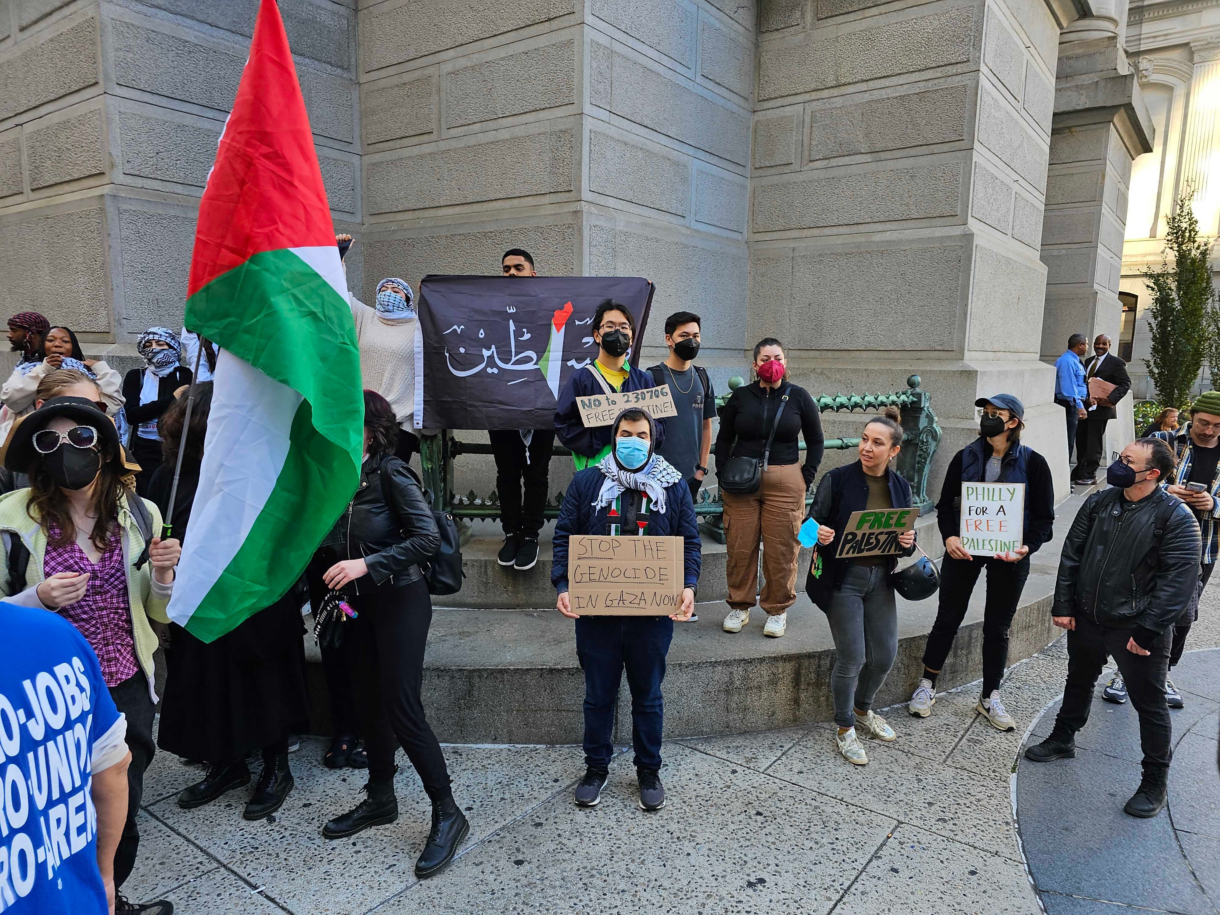 Philly Council halts public comment after shouting over Hamas ...