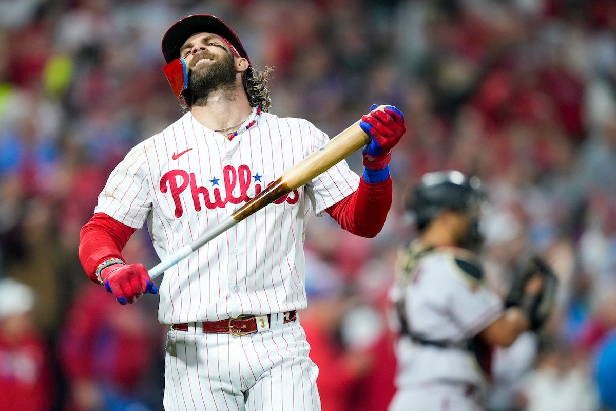 Bryce Harper put the Phillies on his back for weeks, but he's 0