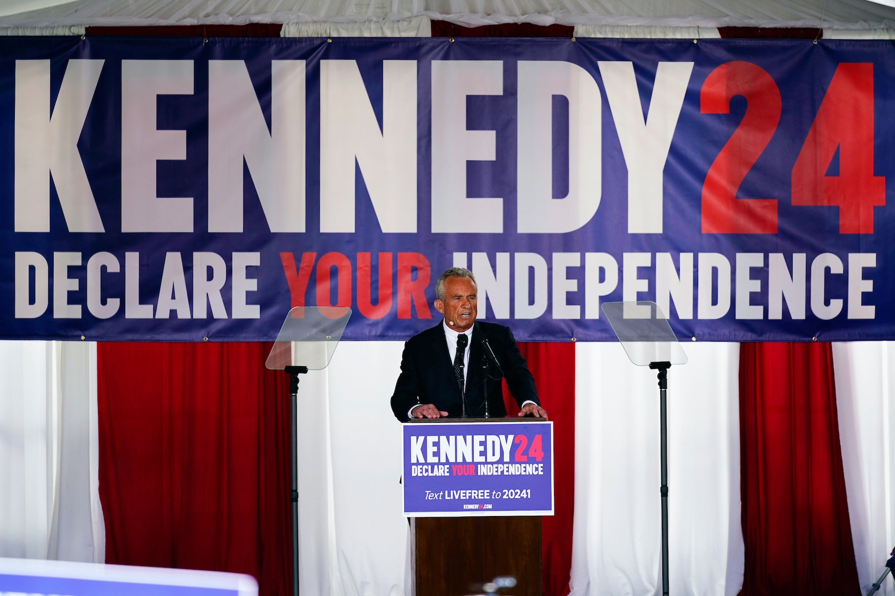 RFK Jr. launches independent presidential campaign in Philly WHYY