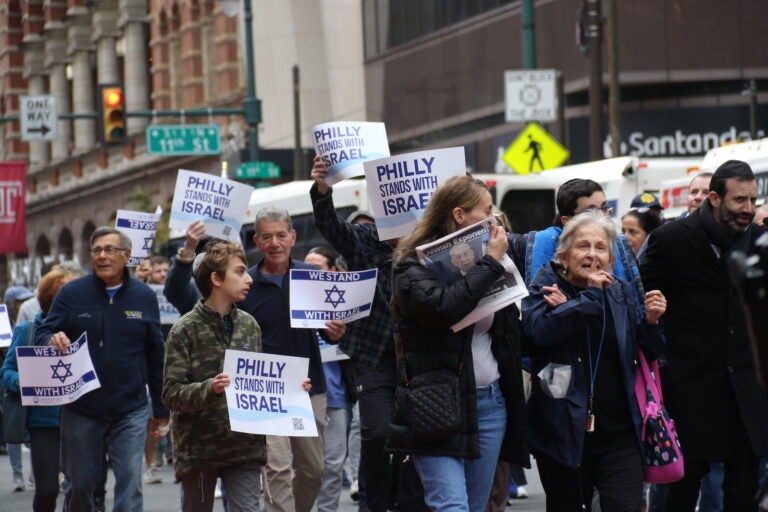 People march in Philly for Israel