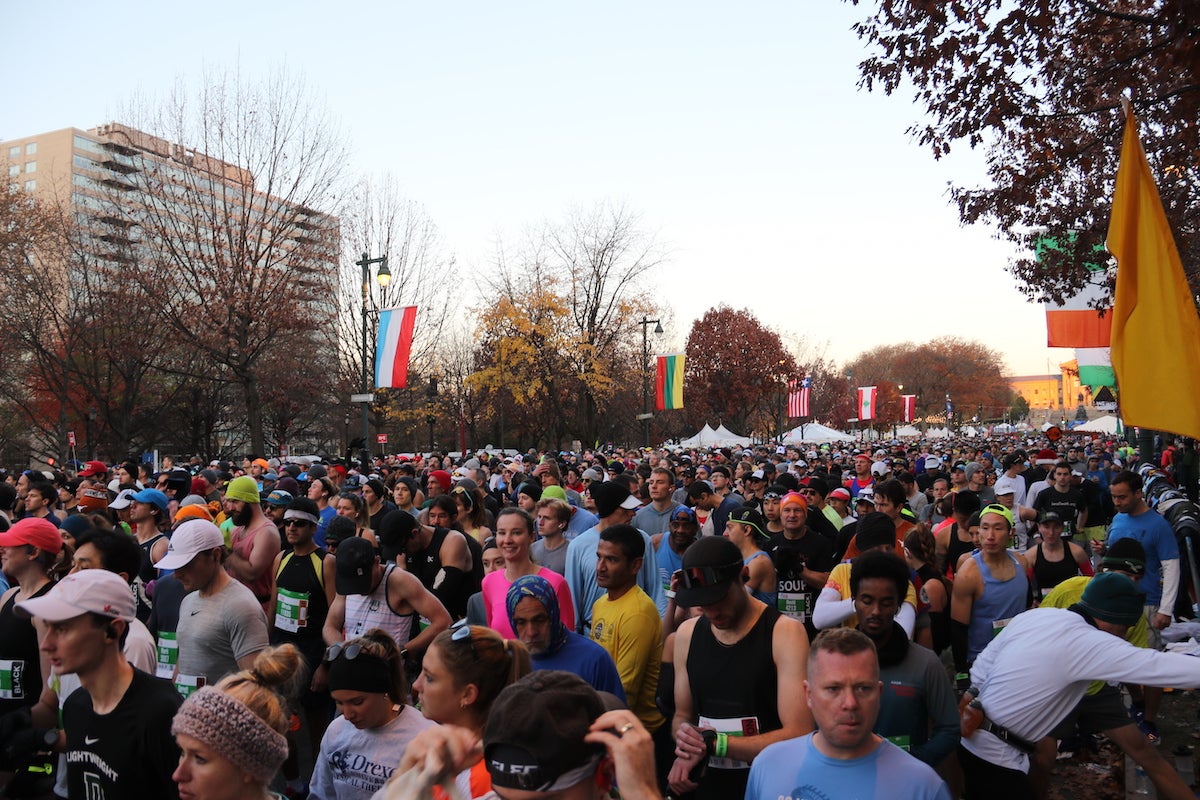 The 30th AACR Philadelphia Marathon saw thousands of people pack the Benjamin Franklin Parkway on Sunday to pursue the 26.2 mile journey in front of them.