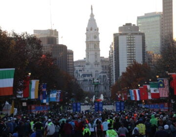 The 30th AACR Philadelphia Marathon saw thousands of people pack the Benjamin Franklin Parkway on Sunday to pursue the 26.2 mile journey in front of them.