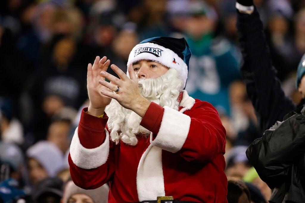 The real truth about the Philadelphia Eagles Santa snowball incident - WHYY