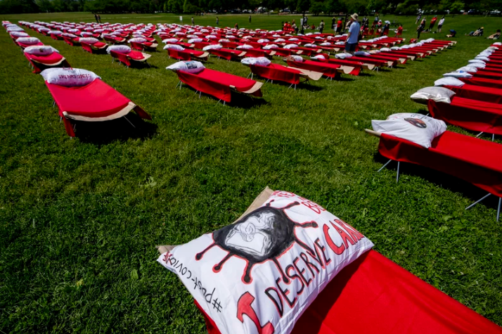 300 cots in front of the Washington Monument on the National Mall in Washington
