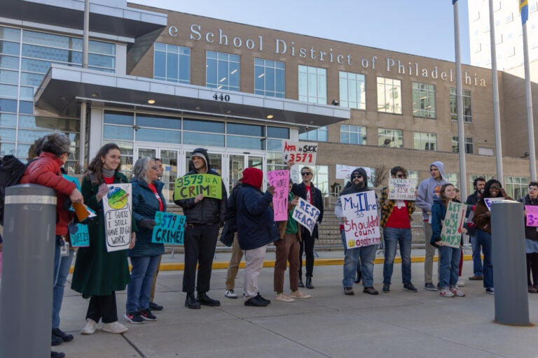 Protesters in front of School District of Philadelphia building headquarters