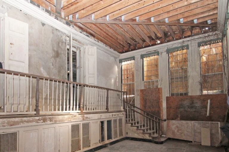 A room inside the mansion in disrepair