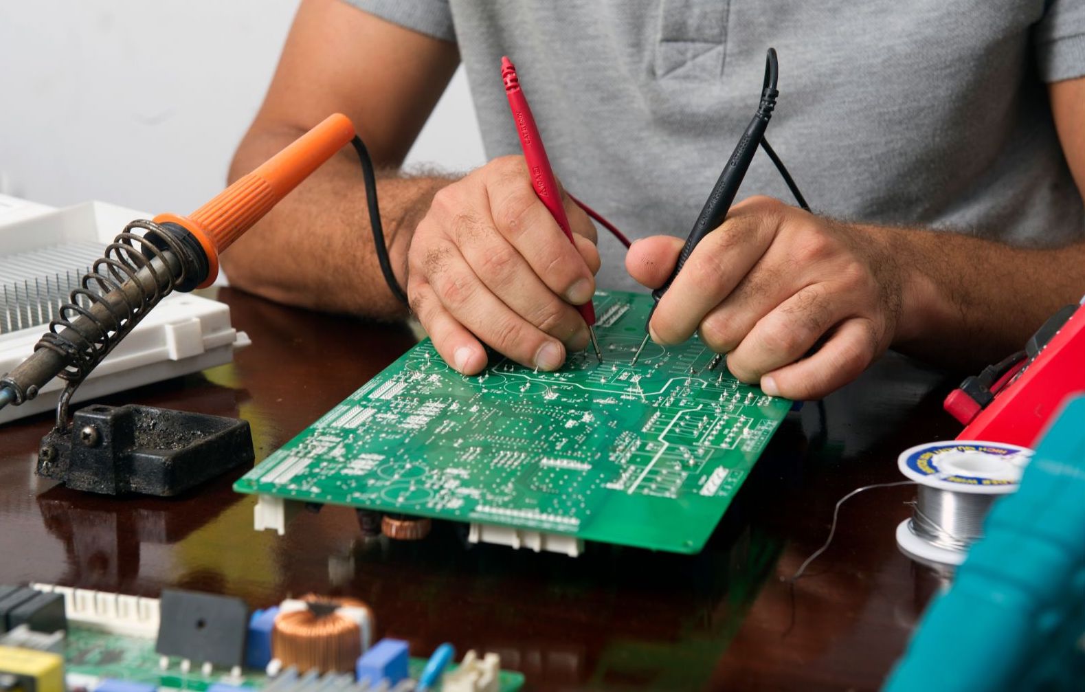 Right to Repair, Jo Piazza on 'The Sicilian Inheritance' - Vimarsana News