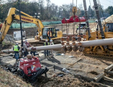 Pipeline contstruction