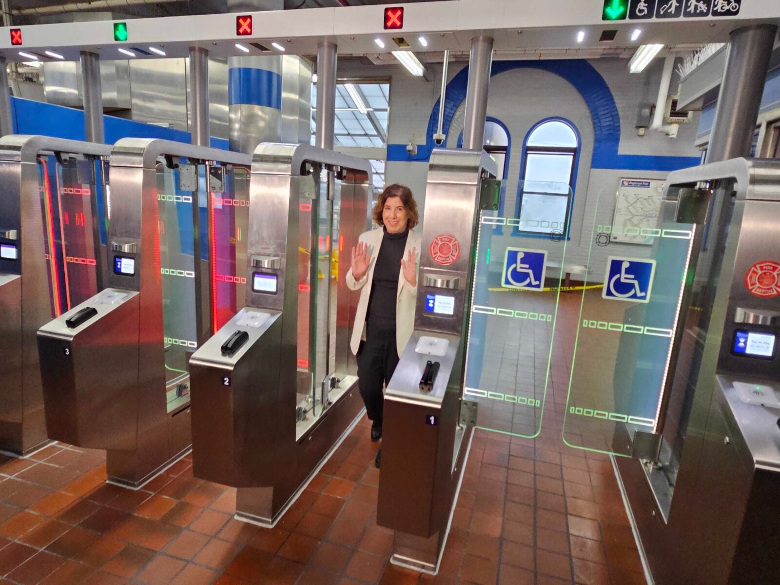 SEPTA pilots new gate to help stop turnstile jumping - WHYY