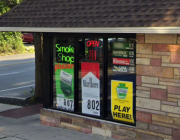 Smoke shop corner store