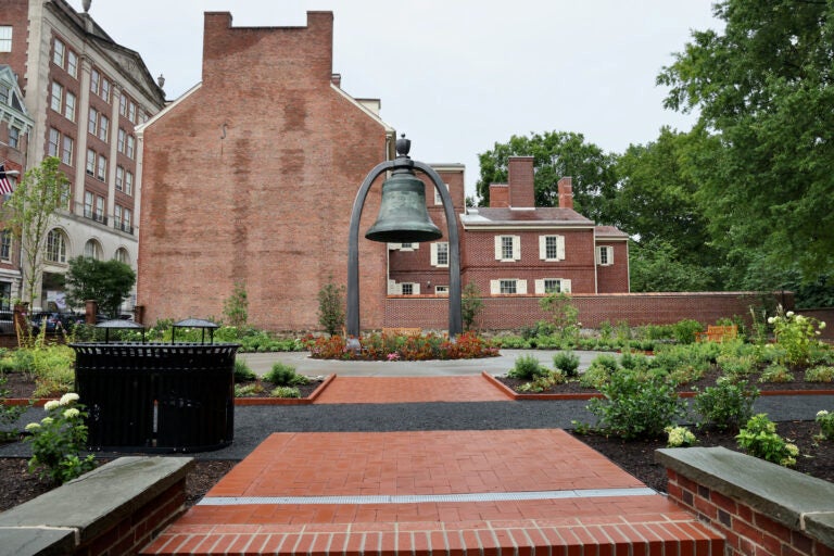 The Benjamin Rush Garden at Third and Walnut streets was rehabilitated to become home to the Bicentennial Bell. (Emma Lee/WHYY)