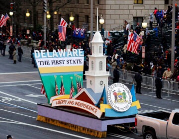 The Delaware Home State Float rolls during the 57th Presidential Inaugural Parade on Pennsylvania Avenue, Monday, Jan. 21, 2013 in Washington. (AP Photo/Alex Brandon)