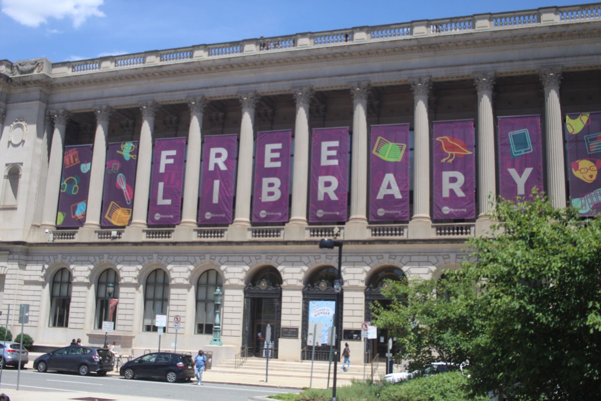 Free Library of Philadelphia expanding service days - WHYY