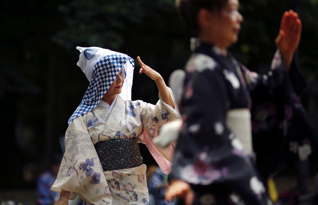 Japanese woman in a yakuta