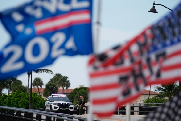 Police outside of Mar-a-Lago