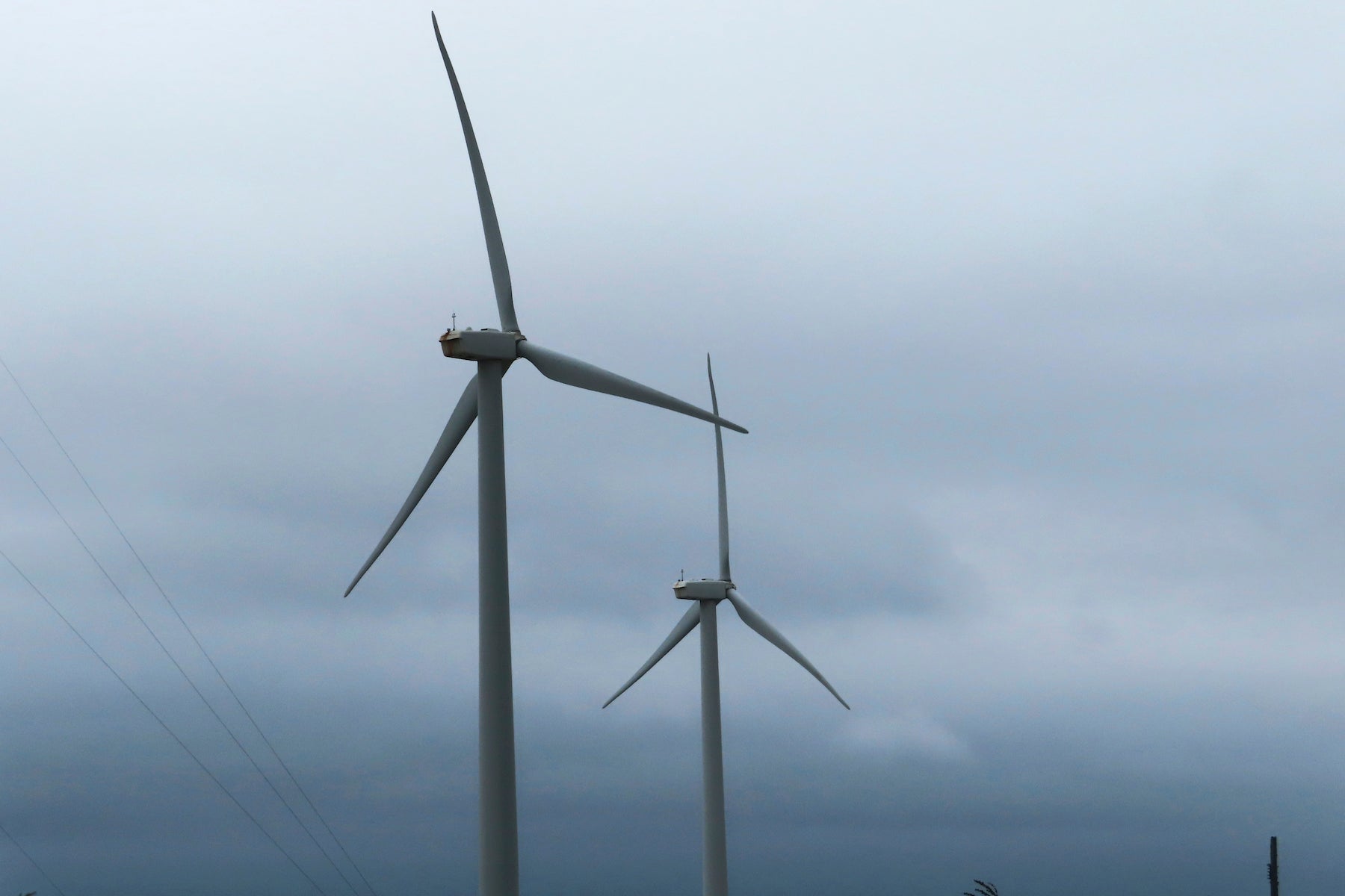 New Jersey hits pause on an offshore wind farm that can't find turbine blades