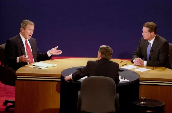 George W. Bush and Al Gore debate