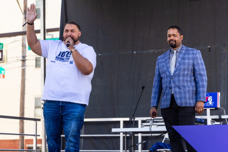 Omar Sabir and Sharif Street onstage