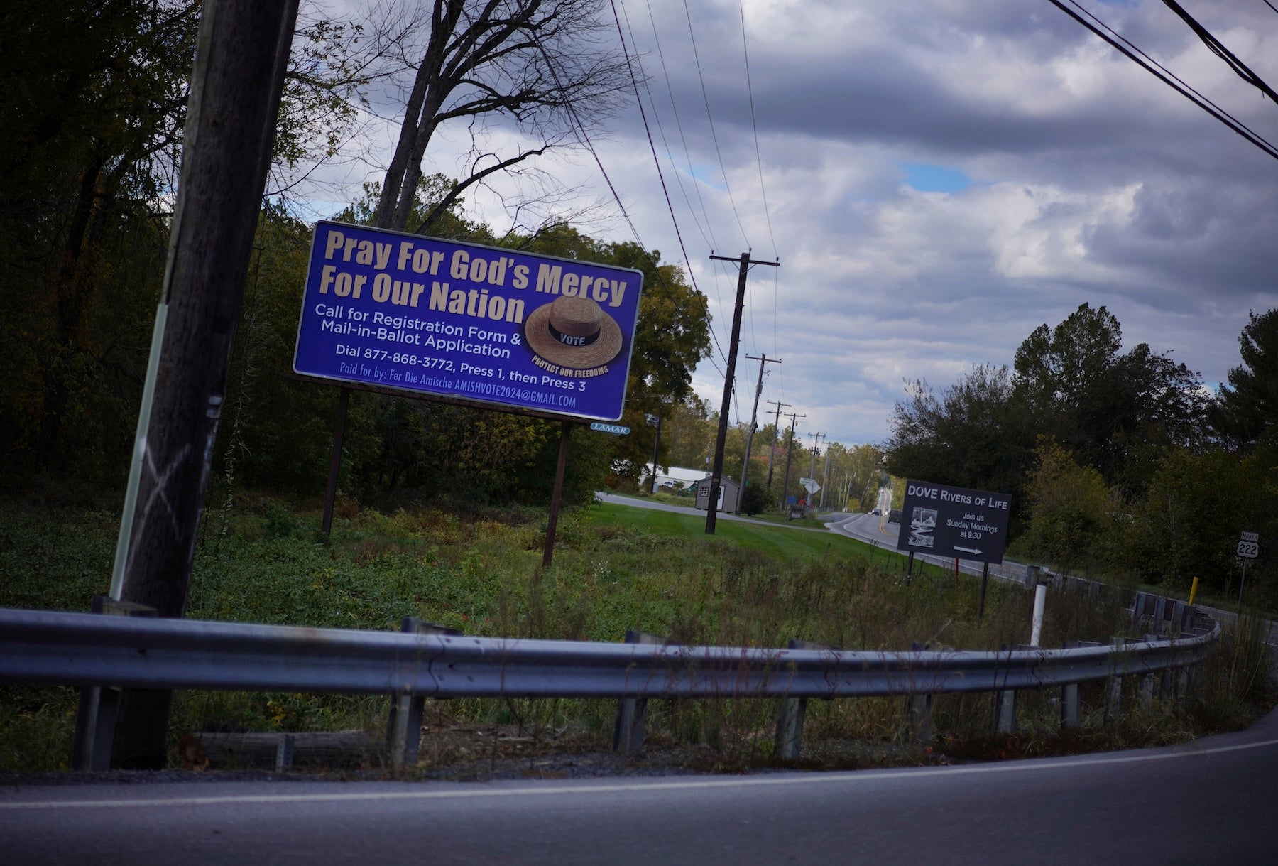 Republicans seek votes among the Amish, who rarely cast them, in Pennsylvania