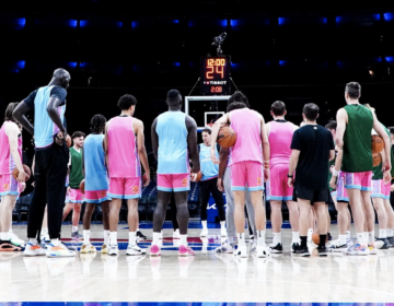 NZ Breakers warm up for Monday's game against the Philadelphia 76ers (via NZBreakers on X)