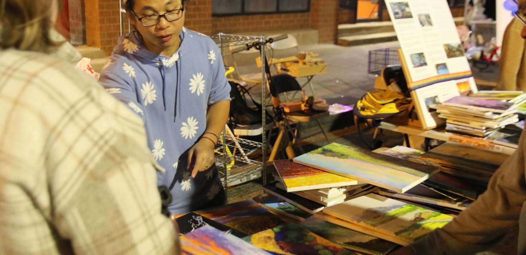 Chenlin Cai selling artwork