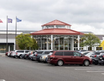 Willow Grove Mall (Photo: Paynter)