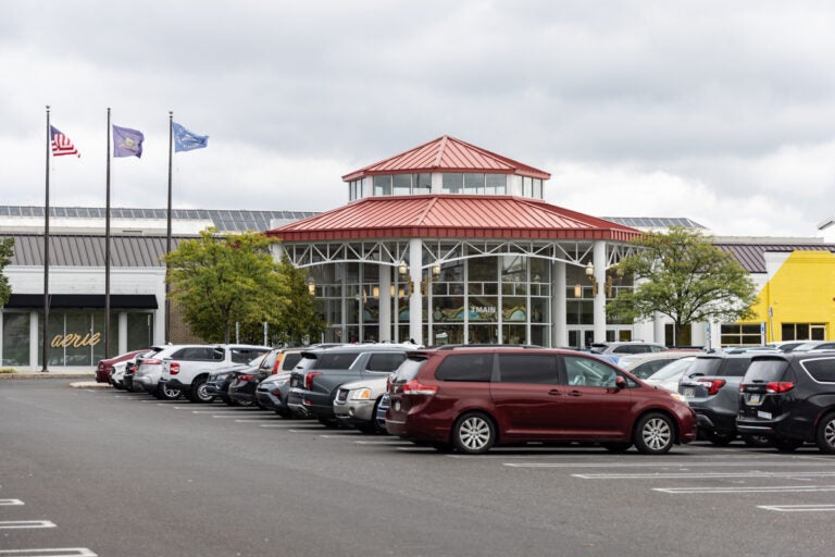 Willow Grove Mall (Photo: Paynter)