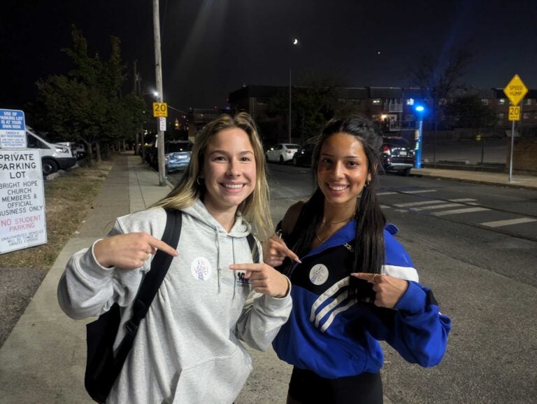 Marina Hamal (right) and Angela Bouch, two freshman students at Temple. (Nick Kariuki/WHYY News)