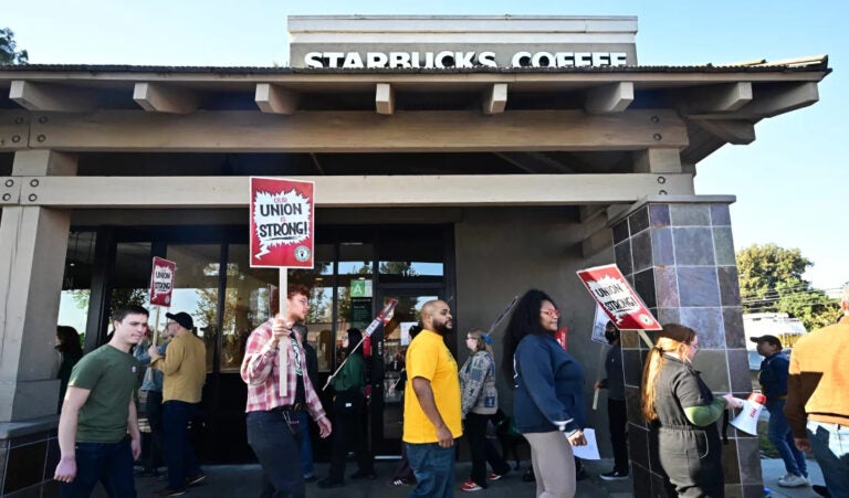 Starbucks workers picketing