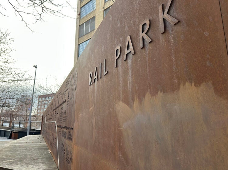 One entrance of the Philadelphia Rail Park near 13th and Noble Street. (Kristen Mosbrucker-Garza/WHYY)