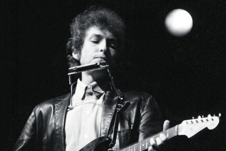 Cover shot from Elijah Wald's book about Bob Dylan