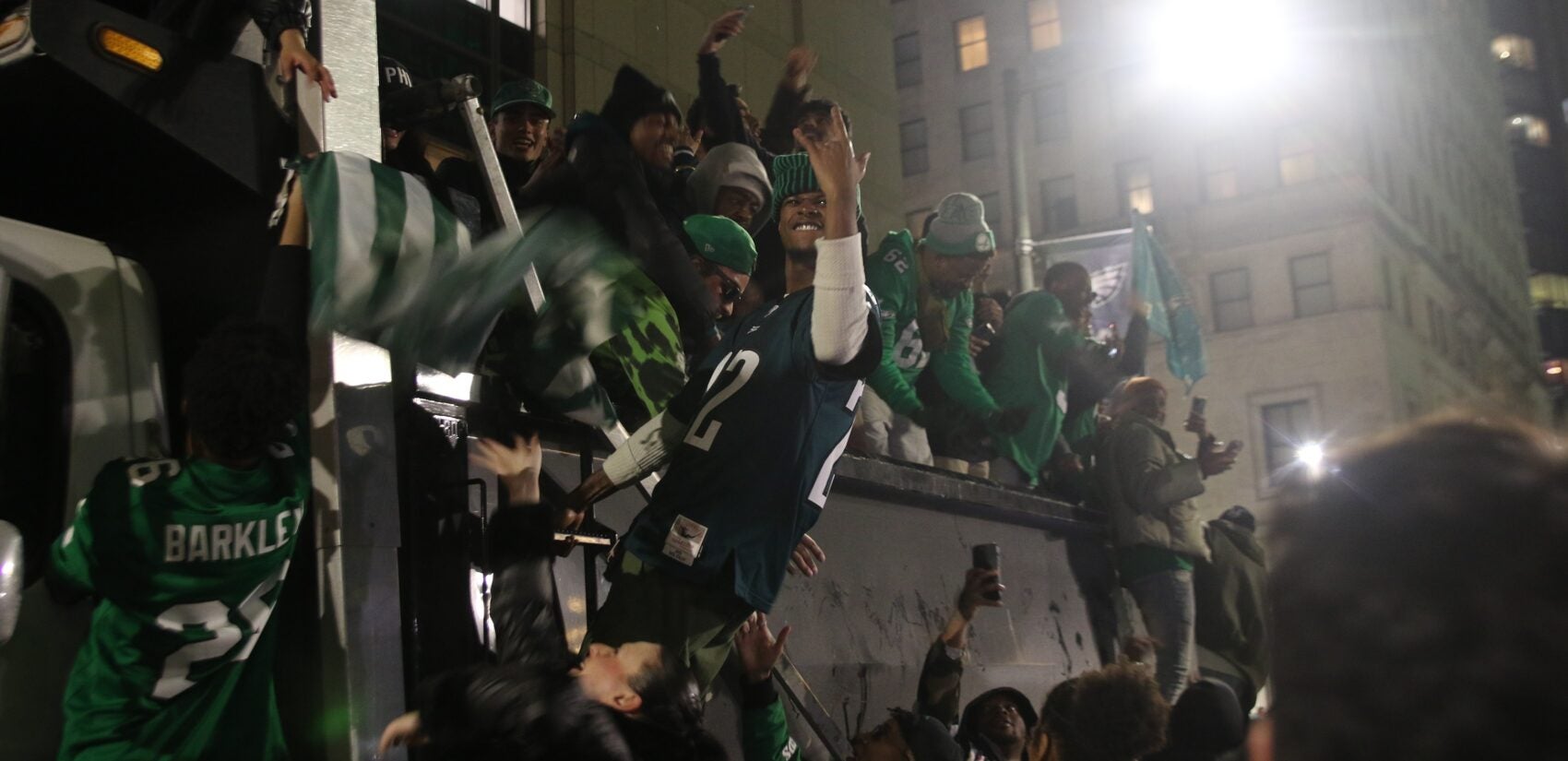 fans on a trash truck