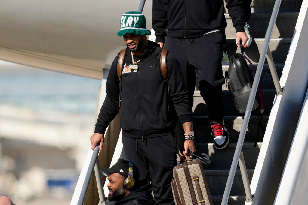 Darius Slay walking off an airplane